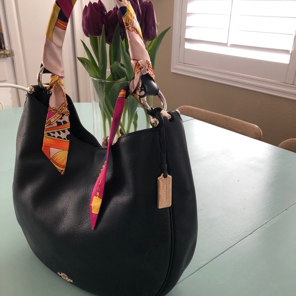 Large Coach shoulder bag. - Picture 2 of 16